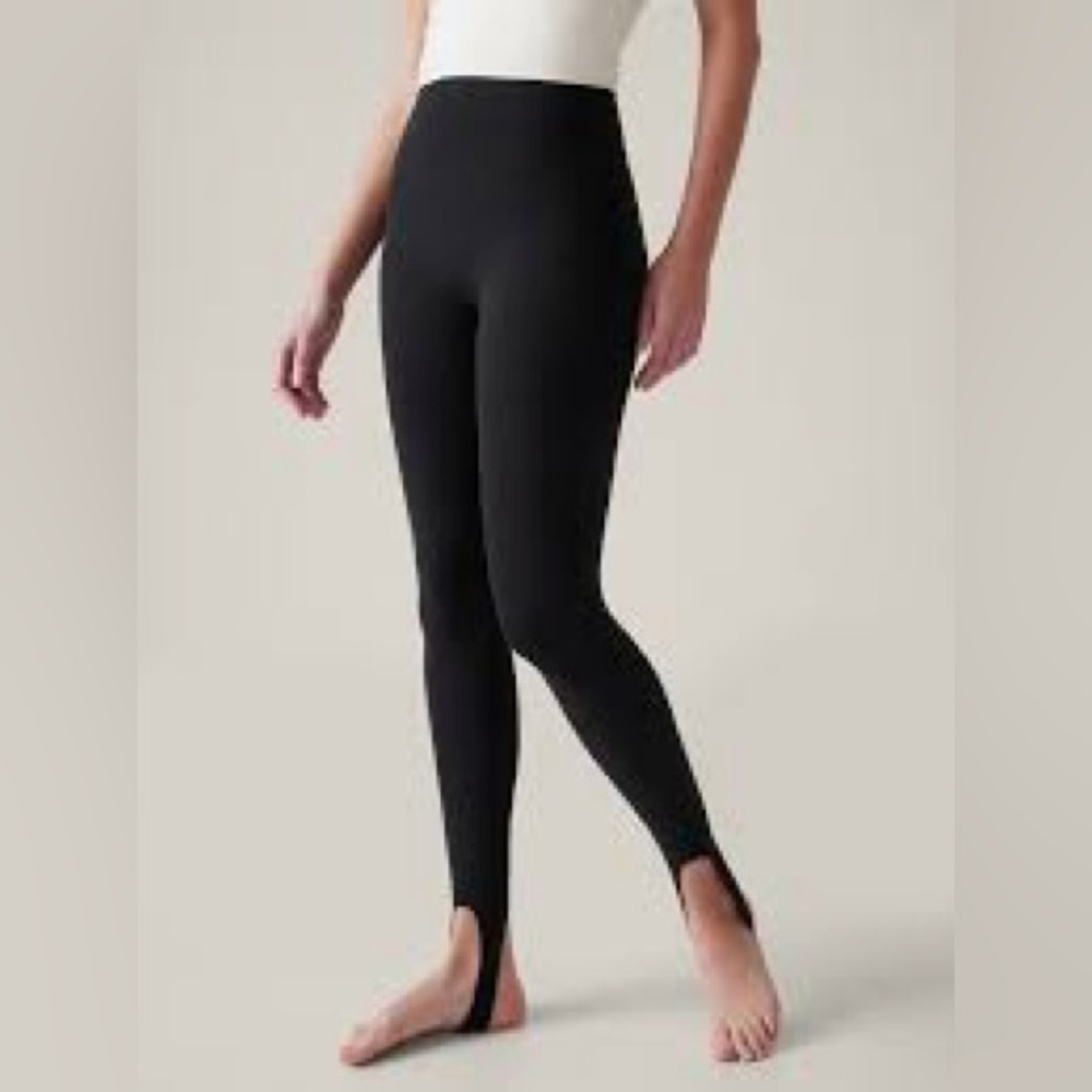 Athleta Transcend Stirrup Leggings